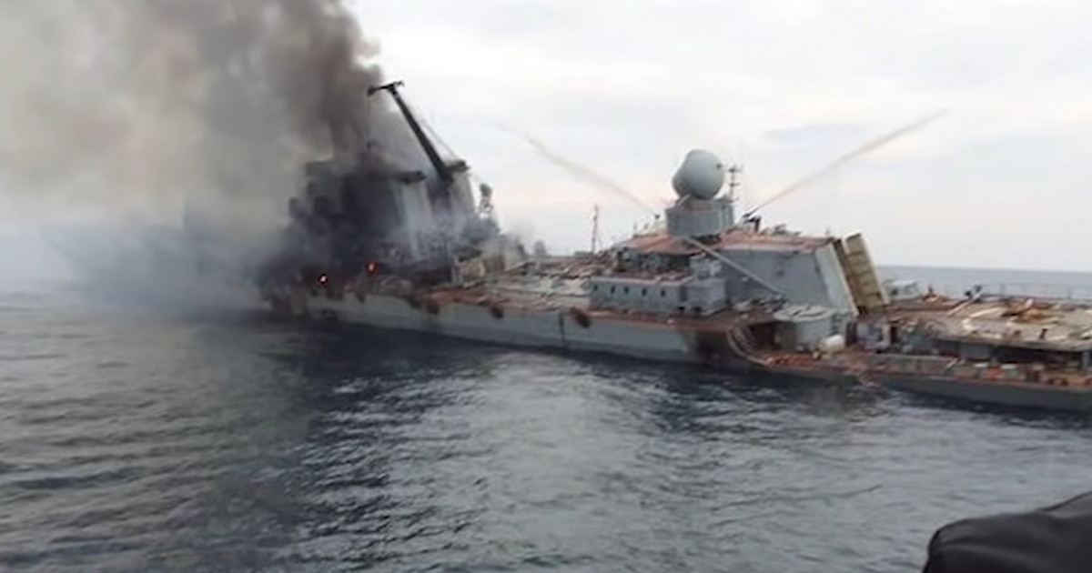 damaged Russian warship Moskva