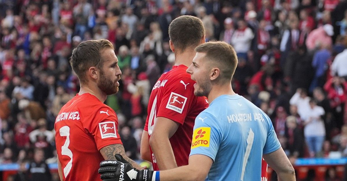 Βόλφσμπουργκ - Χόλσταϊν Κίελ 2-2: Οι "πελαργοί" δεν άφησαν την παρέα του Κουλιεράκη να σηκώσει κεφάλι