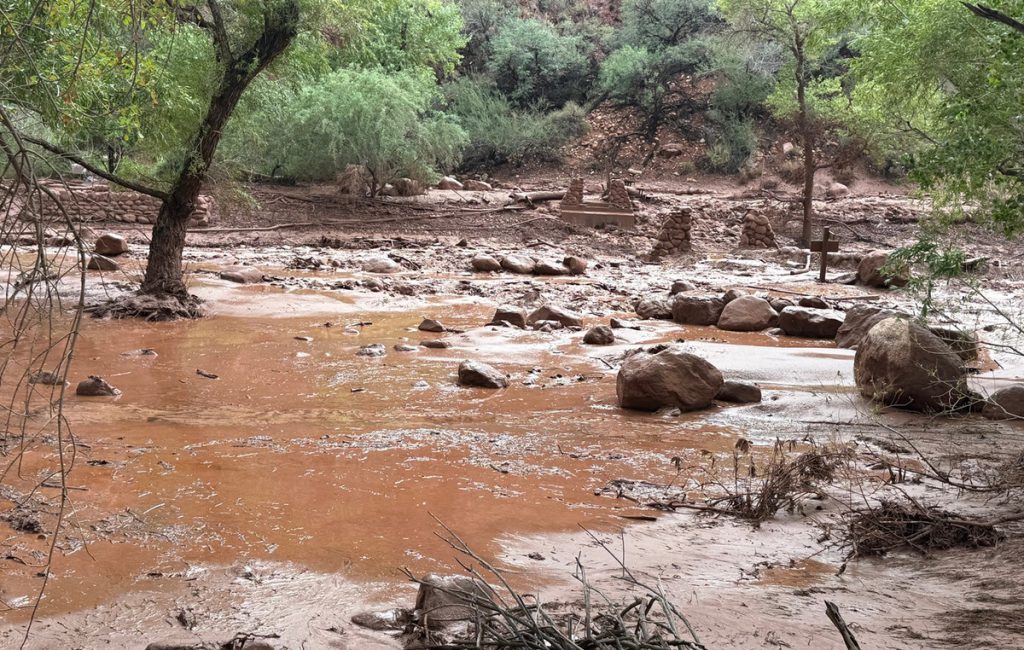 Grand-Canyon-flood